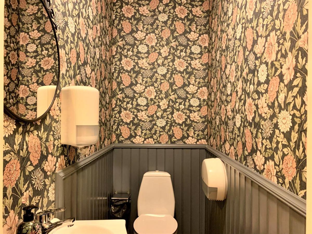 Jaernvaegshotellet Gävle Esterno foto