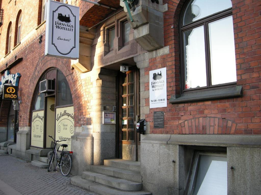 Jaernvaegshotellet Gävle Esterno foto