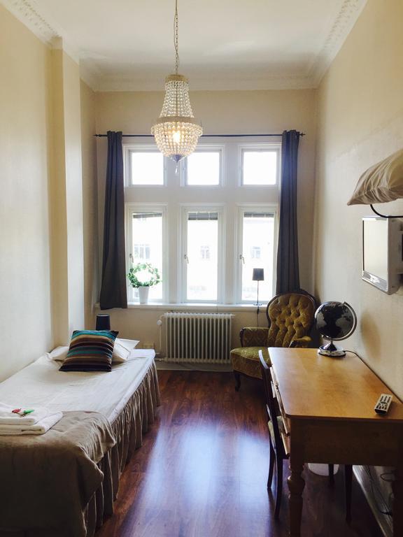 Jaernvaegshotellet Gävle Esterno foto