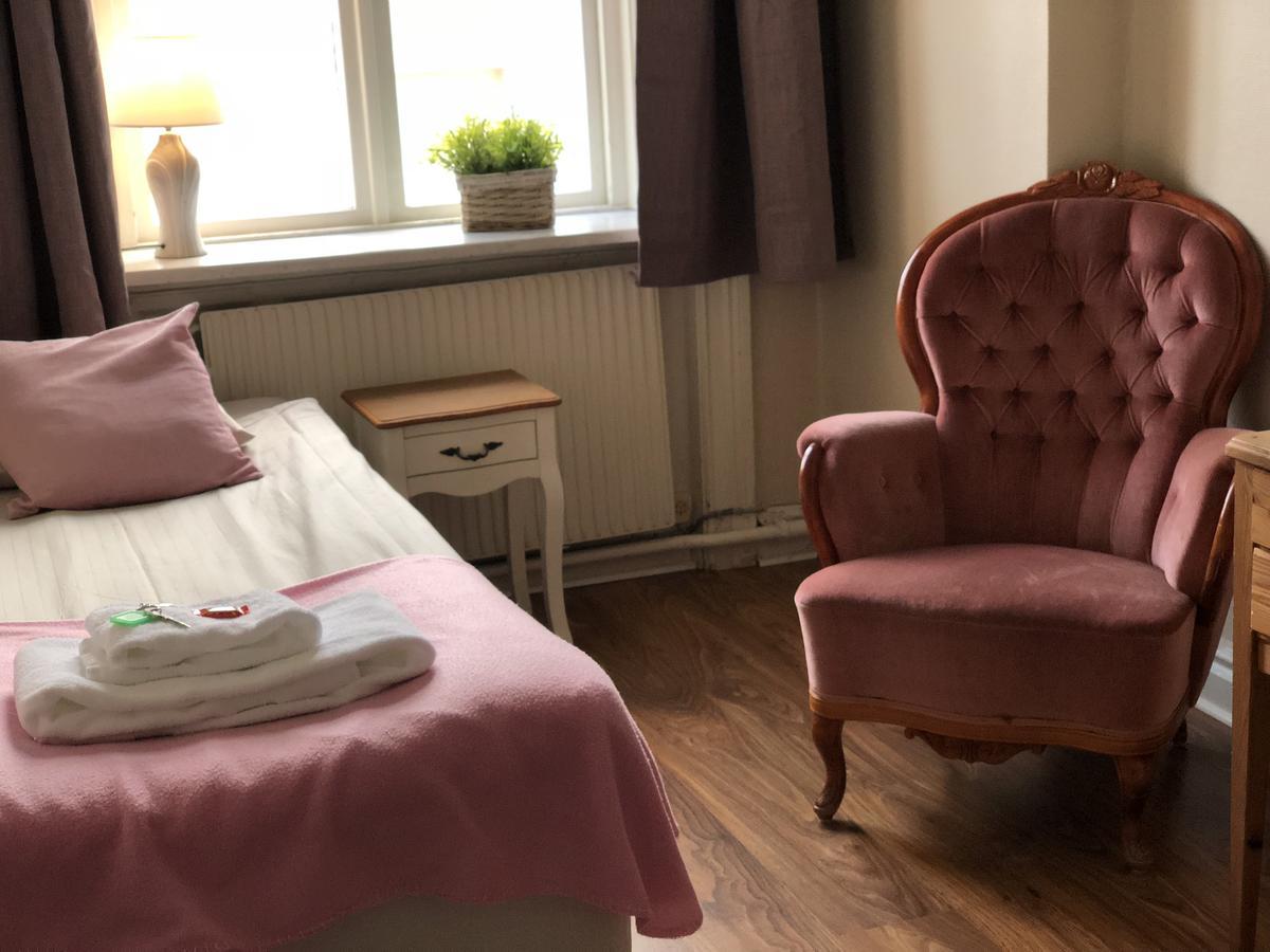 Jaernvaegshotellet Gävle Esterno foto