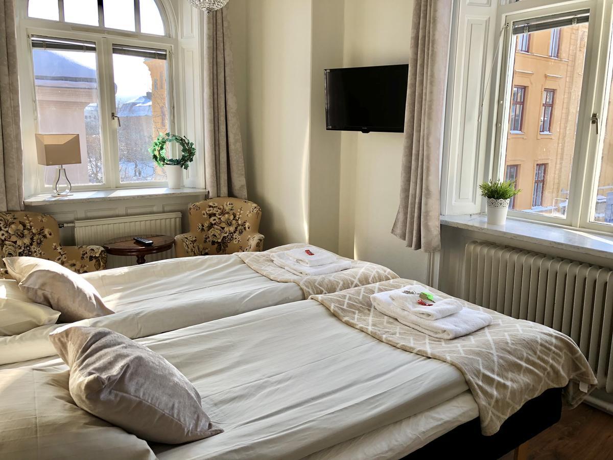Jaernvaegshotellet Gävle Esterno foto