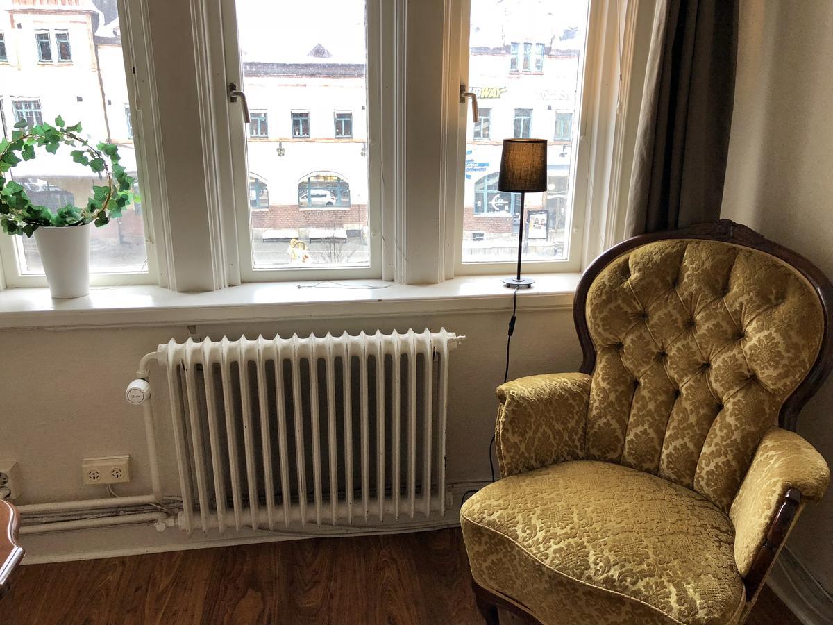 Jaernvaegshotellet Gävle Esterno foto